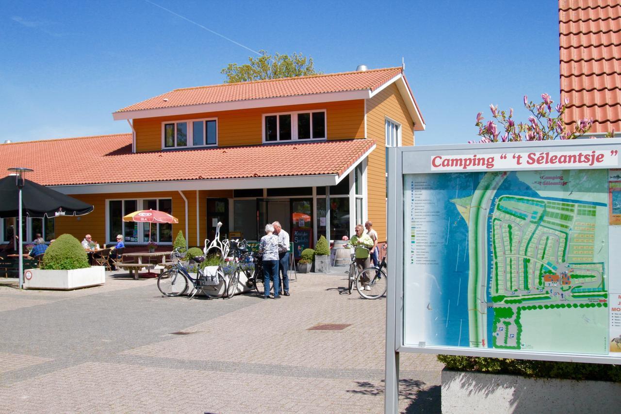 Ijsselmeer-Chalet Nr. 66 Molkwerum Eksteriør billede