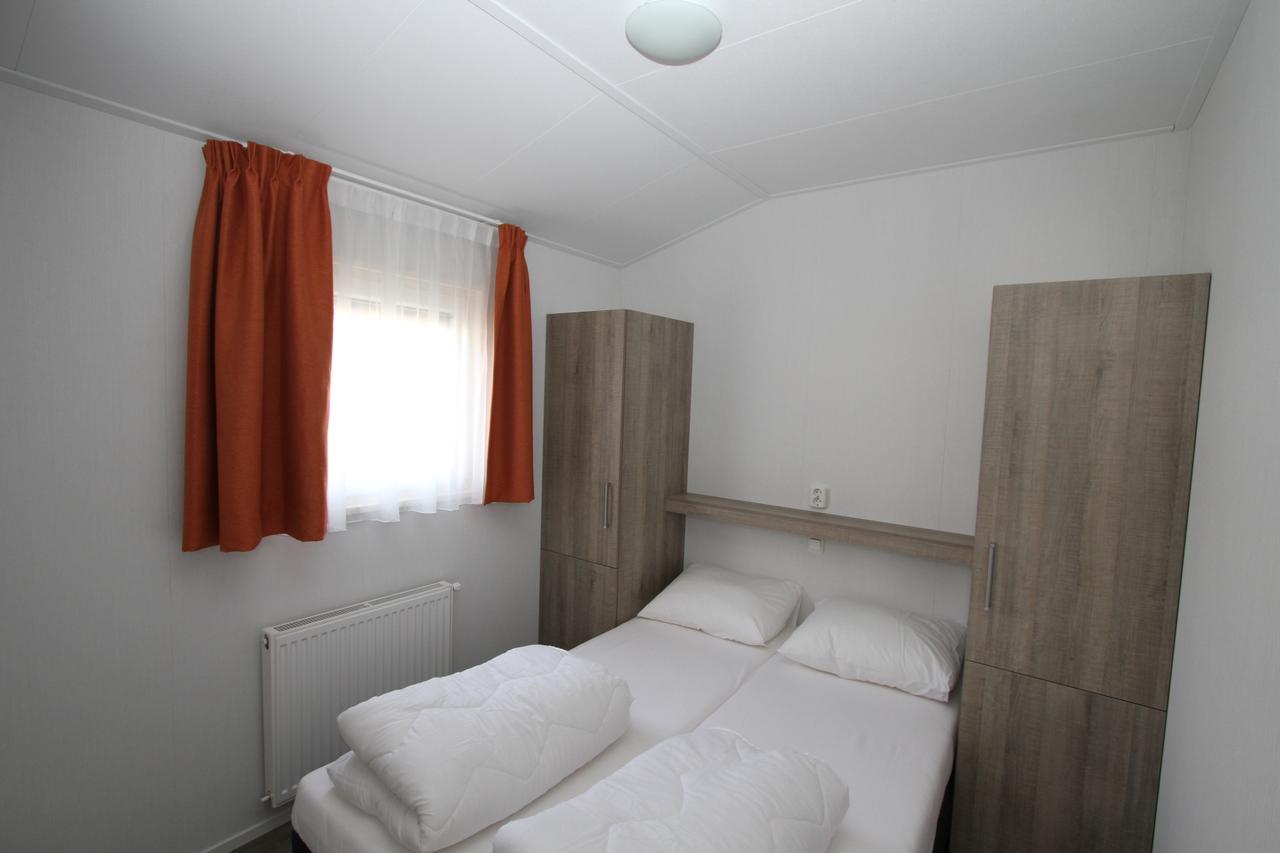 Ijsselmeer-Chalet Nr. 66 Molkwerum Eksteriør billede